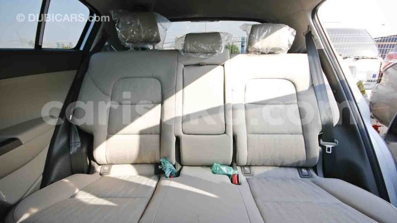 Big with watermark kia sportage rwanda import dubai 10371