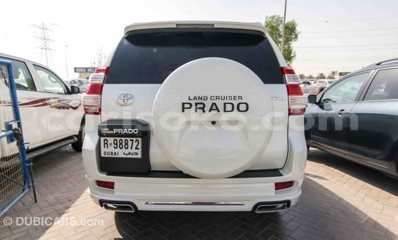 Acheter Import Voiture Toyota Prado Blanc à Import - Dubai, Rwanda Acheter Import Voiture Toyota Prado Blanc à Import - Dubai, Rwanda