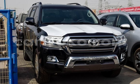 Acheter Import Voiture Toyota Land Cruiser Noir à Import - Dubai, Rwanda Acheter Import Voiture Toyota Land Cruiser Noir à Import - Dubai, Rwanda