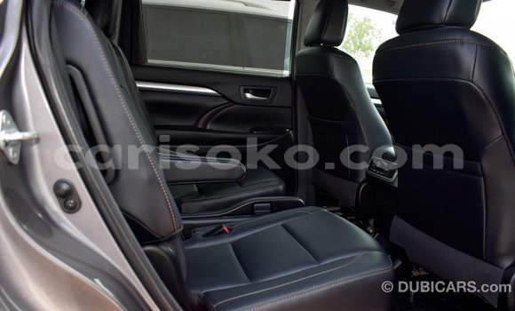 Acheter Import Voiture Toyota Highlander Autre à Import - Dubai, Rwanda Acheter Import Voiture Toyota Highlander Autre à Import - Dubai, Rwanda