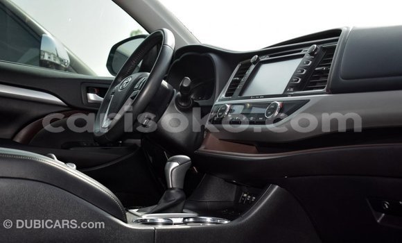 Acheter Import Voiture Toyota Highlander Autre à Import - Dubai, Rwanda Acheter Import Voiture Toyota Highlander Autre à Import - Dubai, Rwanda