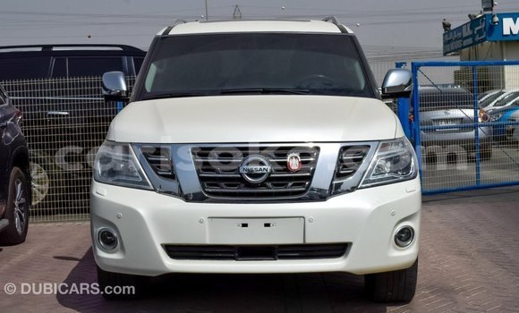 Acheter Import Voiture Nissan Patrol Blanc à Import - Dubai, Rwanda Acheter Import Voiture Nissan Patrol Blanc à Import - Dubai, Rwanda