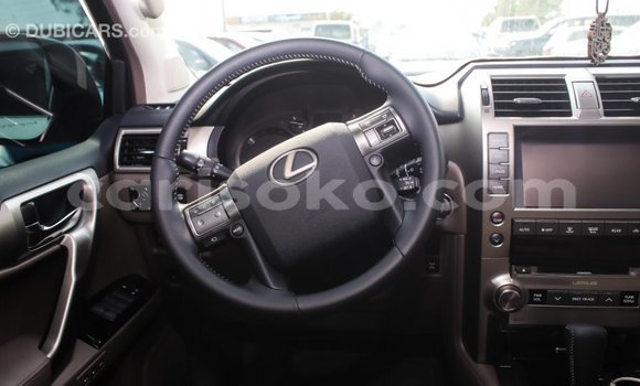 Acheter Import Voiture Lexus GX Blanc à Import - Dubai, Rwanda Acheter Import Voiture Lexus GX Blanc à Import - Dubai, Rwanda