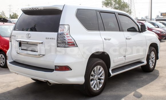 Acheter Import Voiture Lexus GX Blanc à Import - Dubai, Rwanda Acheter Import Voiture Lexus GX Blanc à Import - Dubai, Rwanda