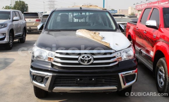Acheter Import Voiture Toyota Hilux Noir à Import - Dubai, Rwanda Acheter Import Voiture Toyota Hilux Noir à Import - Dubai, Rwanda