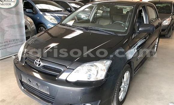 Acheter Occasion Voiture Toyota Corolla Noir à Kigali, Rwanda Acheter Occasion Voiture Toyota Corolla Noir à Kigali, Rwanda