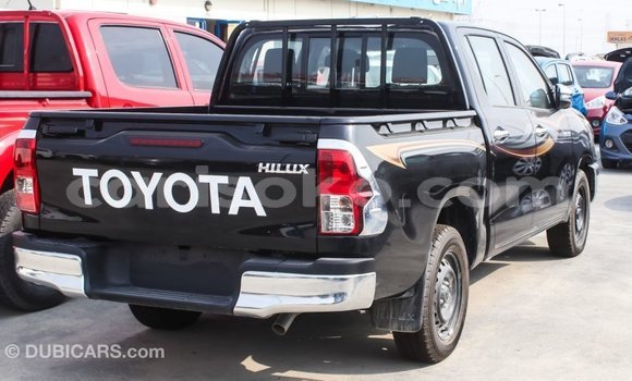 Acheter Import Voiture Toyota Hilux Noir à Import - Dubai, Rwanda Acheter Import Voiture Toyota Hilux Noir à Import - Dubai, Rwanda