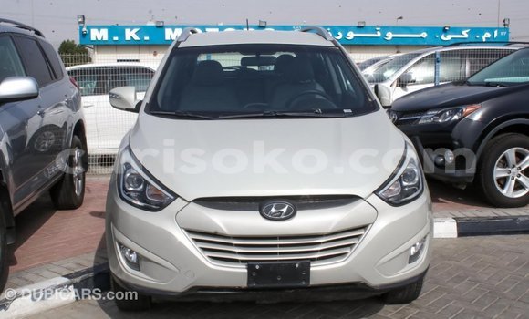 Buy Import Hyundai Tucson Beige Car in Import - Dubai in Rwanda Buy Import Hyundai Tucson Beige Car in Import - Dubai in Rwanda
