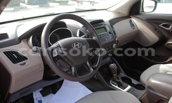 Buy Import Hyundai Tucson Beige Car in Import - Dubai in Rwanda Buy Import Hyundai Tucson Beige Car in Import - Dubai in Rwanda