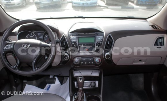 Buy Import Hyundai Tucson Beige Car in Import - Dubai in Rwanda Buy Import Hyundai Tucson Beige Car in Import - Dubai in Rwanda