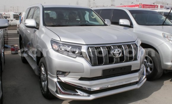 Acheter Import Voiture Toyota Prado Autre à Import - Dubai, Rwanda Acheter Import Voiture Toyota Prado Autre à Import - Dubai, Rwanda