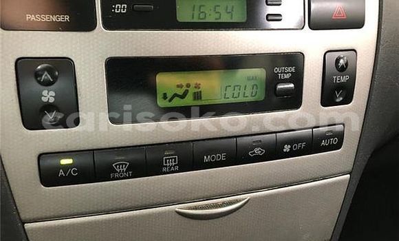 Acheter Occasion Voiture Toyota Corolla Noir à Kigali, Rwanda Acheter Occasion Voiture Toyota Corolla Noir à Kigali, Rwanda