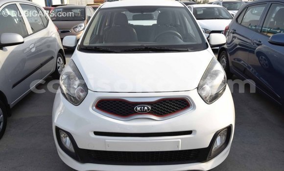 Acheter Import Voiture Kia Picanto Blanc à Import - Dubai, Rwanda Acheter Import Voiture Kia Picanto Blanc à Import - Dubai, Rwanda