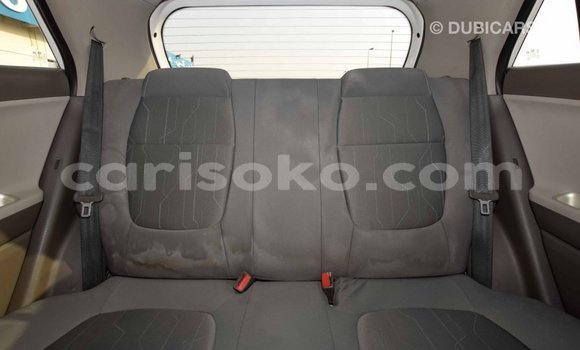 Acheter Import Voiture Kia Picanto Blanc à Import - Dubai, Rwanda Acheter Import Voiture Kia Picanto Blanc à Import - Dubai, Rwanda