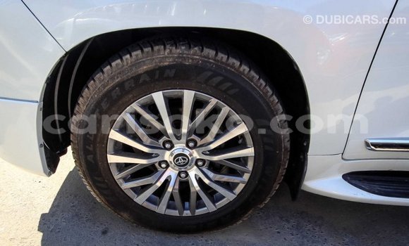 Buy Import Toyota Land Cruiser White Car in Import - Dubai in Rwanda Buy Import Toyota Land Cruiser White Car in Import - Dubai in Rwanda