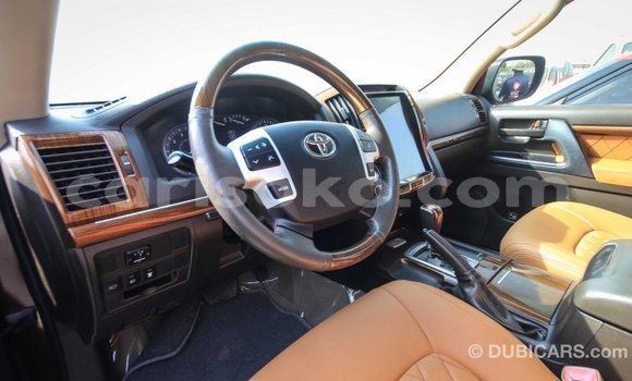 Buy Import Toyota Land Cruiser Brown Car in Import - Dubai in Rwanda Buy Import Toyota Land Cruiser Brown Car in Import - Dubai in Rwanda
