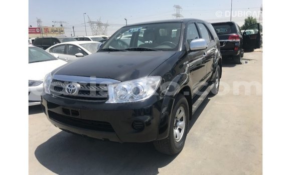 Acheter Import Voiture Toyota Fortuner Noir à Import - Dubai, Rwanda Acheter Import Voiture Toyota Fortuner Noir à Import - Dubai, Rwanda