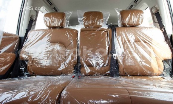 Acheter Import Voiture Nissan Patrol Marron à Import - Dubai, Rwanda Acheter Import Voiture Nissan Patrol Marron à Import - Dubai, Rwanda