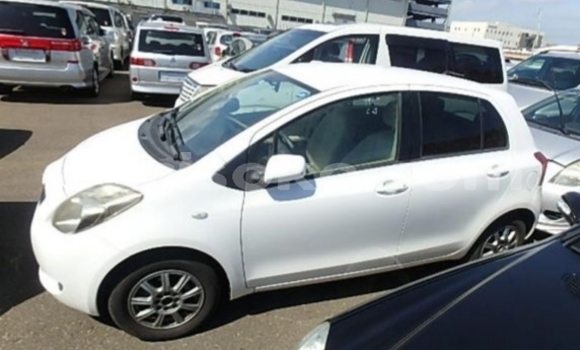 Sayi Na hannu Toyota Vitz Blanc Mota in Kigali a Rwanda Sayi Na hannu Toyota Vitz Blanc Mota in Kigali a Rwanda