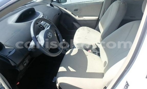 Sayi Na hannu Toyota Vitz Blanc Mota in Kigali a Rwanda Sayi Na hannu Toyota Vitz Blanc Mota in Kigali a Rwanda