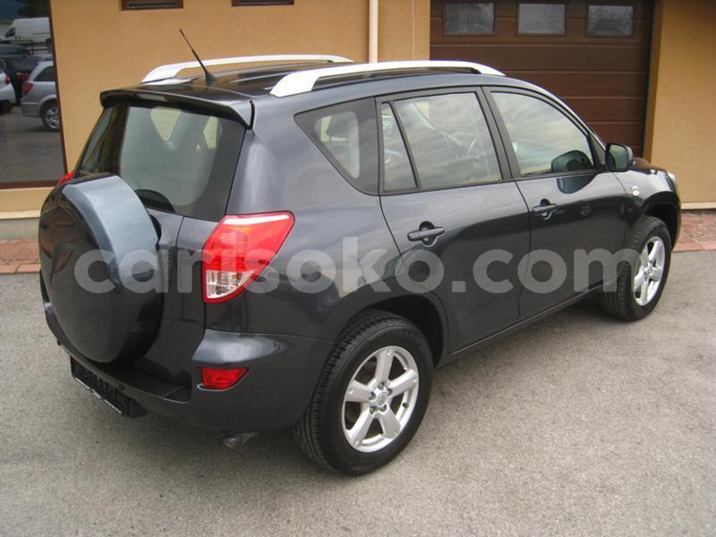 Big with watermark toyota rav4 rwanda kigali 10465