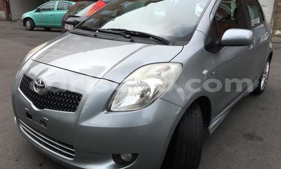 Sayi Na hannu Toyota Yaris Gris Mota in Kigali a Rwanda Sayi Na hannu Toyota Yaris Gris Mota in Kigali a Rwanda