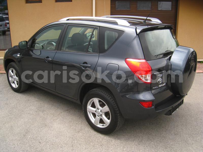 Big with watermark toyota rav4 rwanda kigali 10519