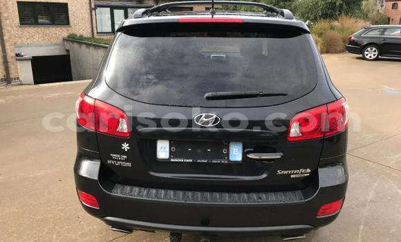 Buy Used Hyundai Santa Fe Black Car in Kigali in Rwanda Buy Used Hyundai Santa Fe Black Car in Kigali in Rwanda
