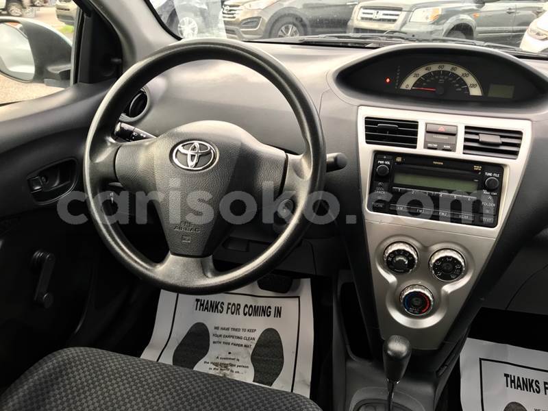 Big with watermark toyota yaris verso rwanda kigali 10543