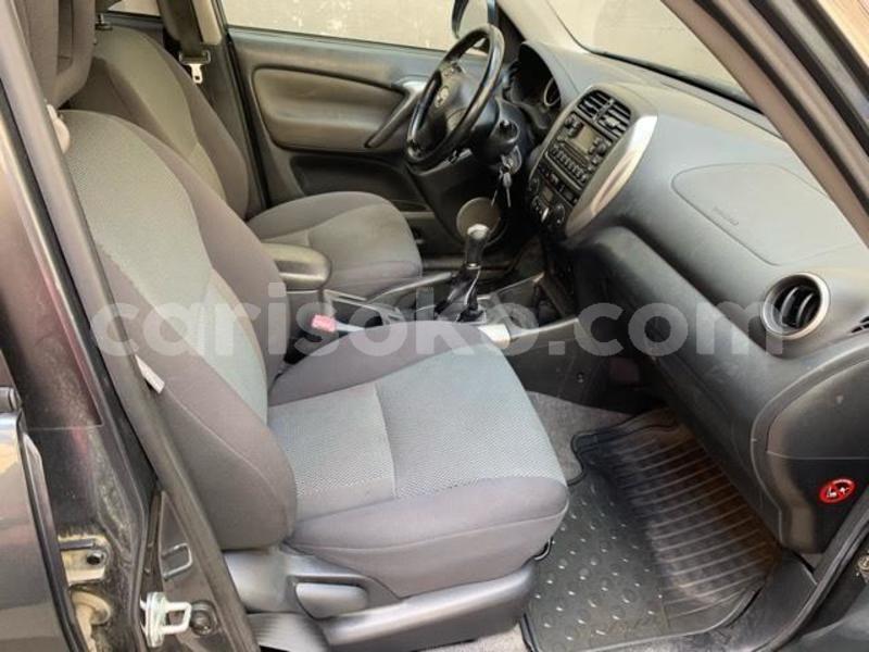 Big with watermark toyota rav4 rwanda kigali 10551