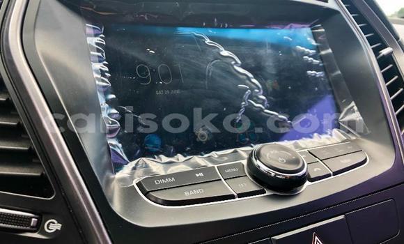 Buy Used Hyundai Santa Fe White Car in Kigali in Rwanda Buy Used Hyundai Santa Fe White Car in Kigali in Rwanda