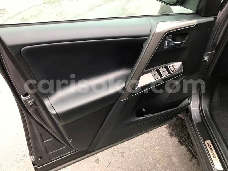 Big with watermark toyota rav4 rwanda kigali 10577