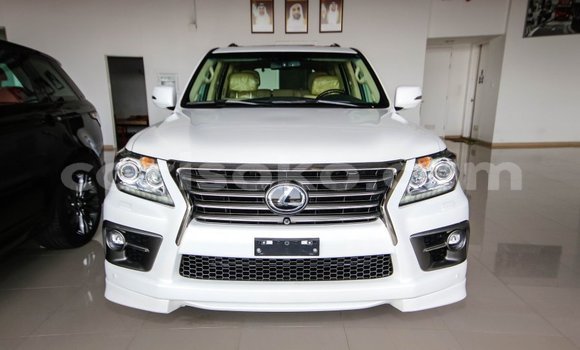 Acheter Occasion Voiture Lexus LX Blanc à Kigali, Rwanda
