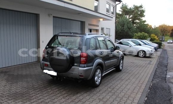 Sayi Na hannu Toyota RAV4 Autre Mota in Kigali a Rwanda Sayi Na hannu Toyota RAV4 Autre Mota in Kigali a Rwanda