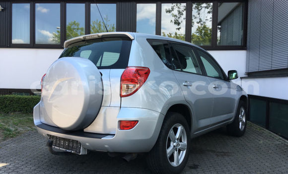 Sayi Na hannu Toyota RAV4 Gris Mota in Kigali a Rwanda Sayi Na hannu Toyota RAV4 Gris Mota in Kigali a Rwanda