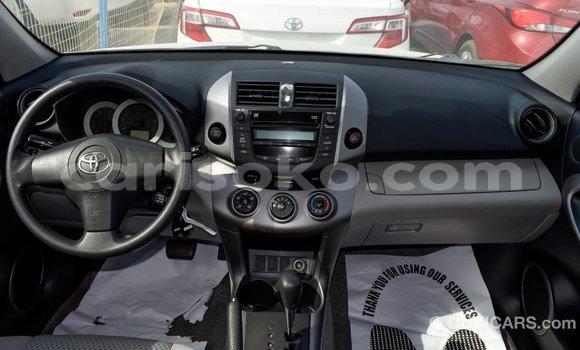 Sayi Imported Toyota HiAce Autre Babbar mota in Import - Dubai a Rwanda Sayi Imported Toyota HiAce Autre Babbar mota in Import - Dubai a Rwanda