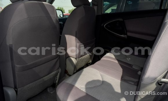 Sayi Imported Toyota HiAce Autre Babbar mota in Import - Dubai a Rwanda Sayi Imported Toyota HiAce Autre Babbar mota in Import - Dubai a Rwanda