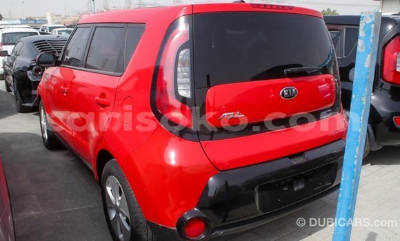Acheter Import Voiture Kia Soul Rouge à Import - Dubai, Rwanda Acheter Import Voiture Kia Soul Rouge à Import - Dubai, Rwanda