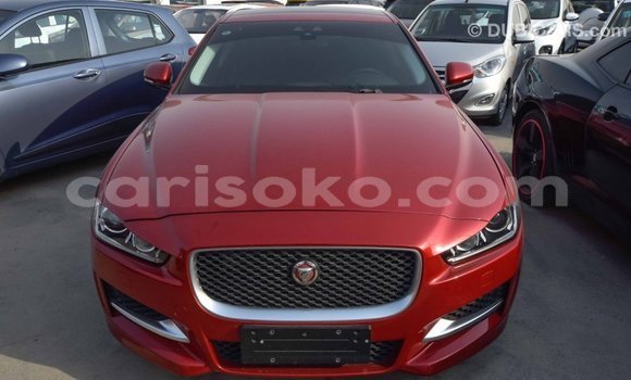Acheter Import Voiture Jaguar XE Rouge à Import - Dubai, Rwanda Acheter Import Voiture Jaguar XE Rouge à Import - Dubai, Rwanda