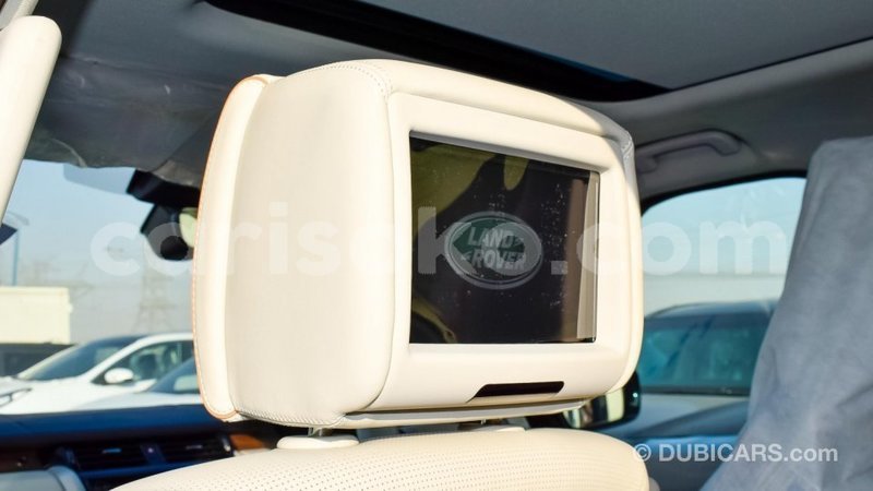 Big with watermark land rover discovery rwanda import dubai 10655