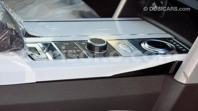 Big with watermark land rover discovery rwanda import dubai 10655