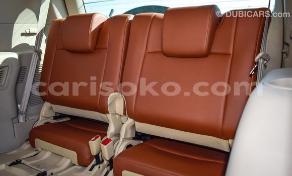 Sayi Imported Toyota Prado Blanc Mota in Import - Dubai a Rwanda Sayi Imported Toyota Prado Blanc Mota in Import - Dubai a Rwanda