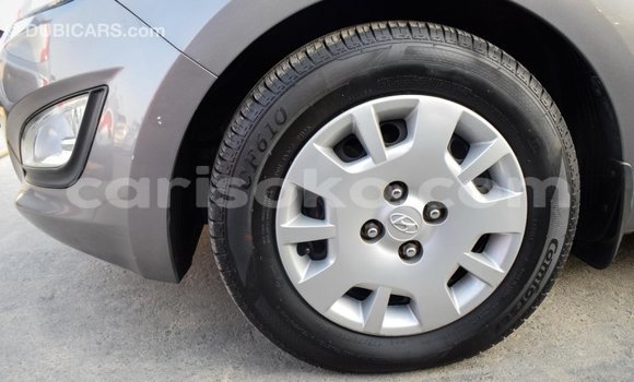 Sayi Imported Hyundai i20 Autre Mota in Import - Dubai a Rwanda Sayi Imported Hyundai i20 Autre Mota in Import - Dubai a Rwanda