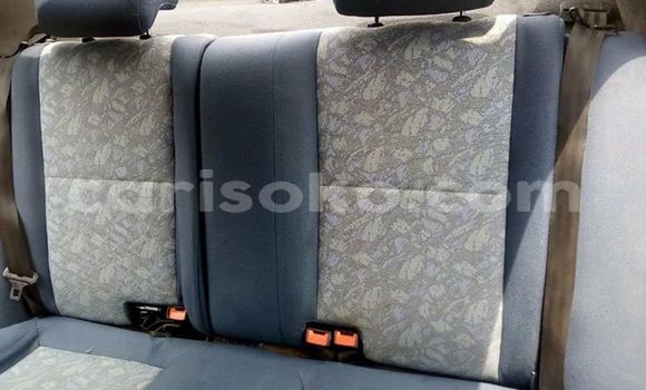 Acheter Occasion Voiture Toyota Carina Rouge à Kigali, Rwanda Acheter Occasion Voiture Toyota Carina Rouge à Kigali, Rwanda