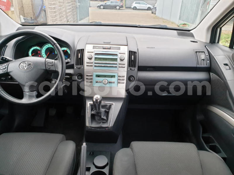 Big with watermark toyota corolla verso rwanda kigali 10750