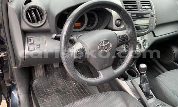 Sayi Na hannu Hyundai Santa Fe Bleu Mota in Kigali a Rwanda Sayi Na hannu Hyundai Santa Fe Bleu Mota in Kigali a Rwanda