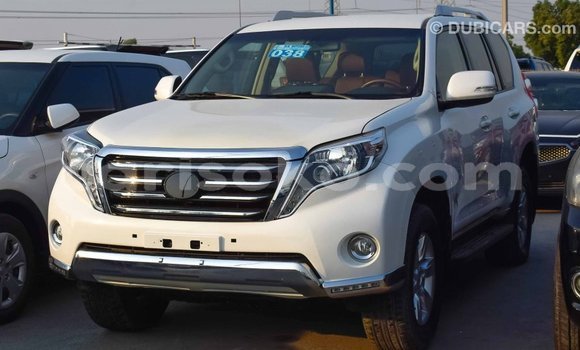 Acheter Import Voiture Toyota Prado Blanc à Import - Dubai, Rwanda Acheter Import Voiture Toyota Prado Blanc à Import - Dubai, Rwanda