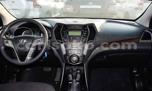 Sayi Imported Hyundai Santa Fe Rouge Mota in Import - Dubai a Rwanda Sayi Imported Hyundai Santa Fe Rouge Mota in Import - Dubai a Rwanda