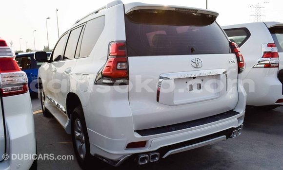 Sayi Imported Toyota Prado Blanc Mota in Import - Dubai a Rwanda Sayi Imported Toyota Prado Blanc Mota in Import - Dubai a Rwanda
