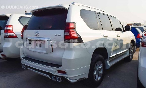 Sayi Imported Toyota Prado Blanc Mota in Import - Dubai a Rwanda Sayi Imported Toyota Prado Blanc Mota in Import - Dubai a Rwanda
